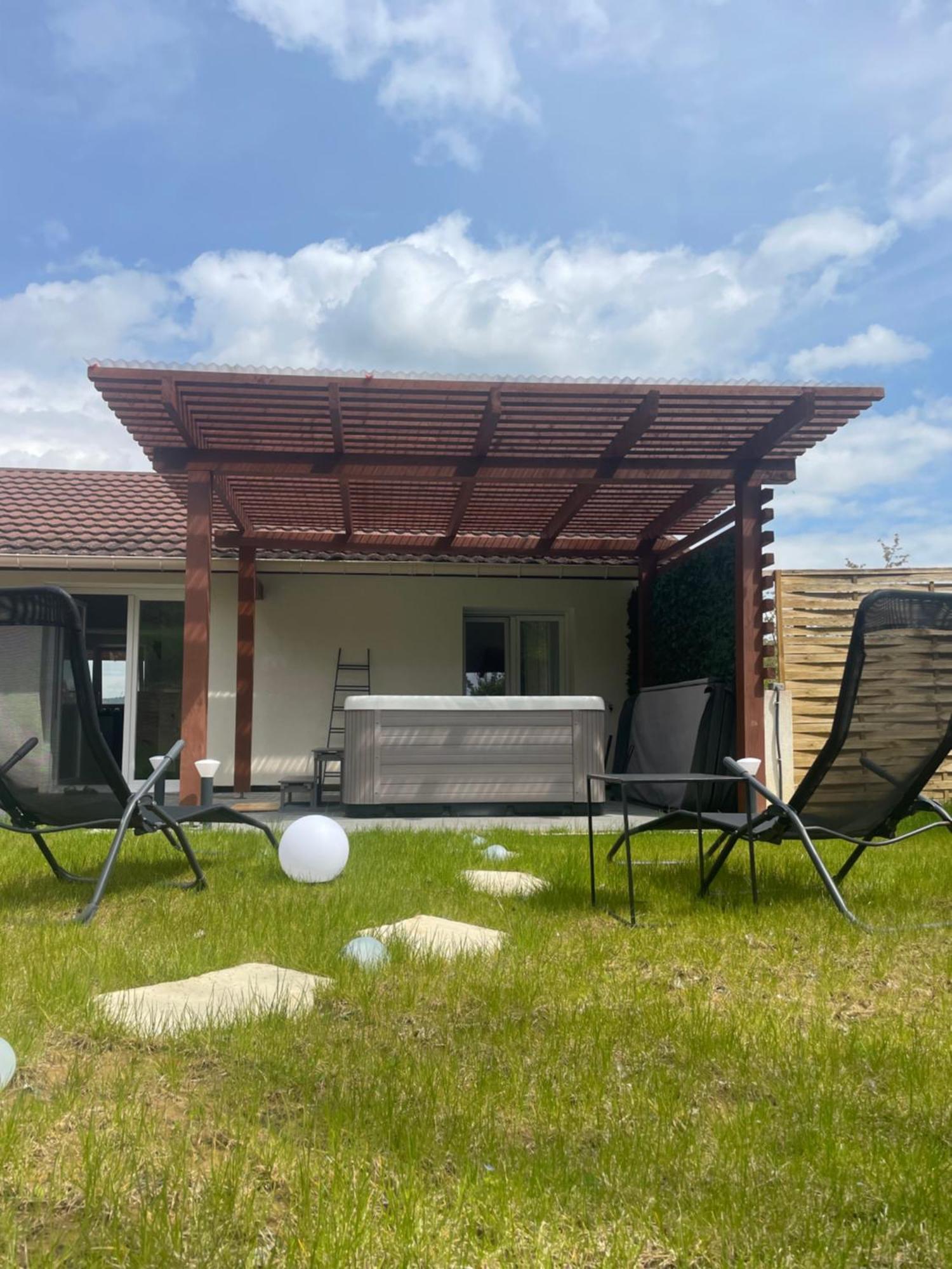 Sinalospa - Culiacan - Appartement Jardin Jacuzzi Sauna A 5 Minutes De Nancy Place Stanislas Champigneulles Eksteriør bilde